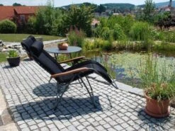 Relaxliege Oasi Daydreamer 3D-Mesh Black Holzarmlehnen -Gartenmöbel Verkäufe SUNGOE 3 627x627