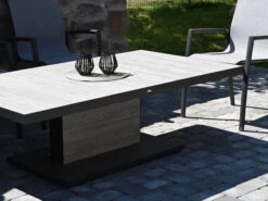 Alu Lift-Tisch Newport 160x90cm Keramik Light-stone 13 Alu Lift-Tisch Newport 160x90cm Keramik Light-stone -Gartenmöbel Verkäufe alu keramik lift tisch lifttisch lounge newport light stone ambientebild 2 627x627 1