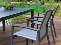 Alu Stapelsessel Timmendorf Anthrazit|silbergrau -Gartenmöbel Verkäufe alu stapelstul timmendorf garten detailbild 627x627