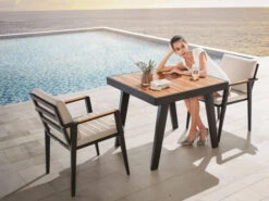 Alu-Teak Dining-Sessel Regency -Gartenmöbel Verkäufe alu teak diningsessel regency ambientebild 1 627x627