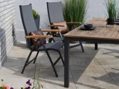 Alu Teak Gartenstuhl Hochlehner Klappsessel Verona Anthrazit -Gartenmöbel Verkäufe alu teakholz gartenstuhl hochlehner klappsessel bergamo ambientebild 627x627