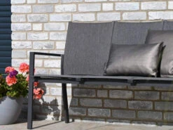 Aluminium Gartenbank Leona 3-Sitzer Anthrazit|dark-smoke -Gartenmöbel Verkäufe aluminium gartenbank alu metall leona dark smoke 3 sitzer ambientebild 2 627x627
