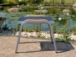 Hocker Bayern Teak Silber-darkgrey -Gartenmöbel Verkäufe aluminium hocker bayern teak silber seitenansicht 627x627