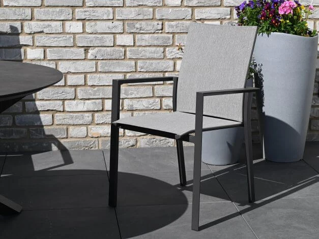 Alu Stapelsessel Trivento Anthrazit|light-smoke 10 Alu Stapelsessel Trivento Anthrazit|light-smoke – Bild 8