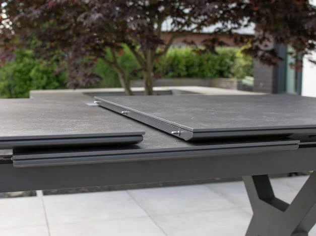 Gartentisch Hammond Ausziehtisch 160/210x90cm Sinterstone Dark Grey 6 Gartentisch Hammond Ausziehtisch 160/210x90cm Sinterstone Dark Grey – Bild 4