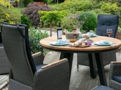 Miraflor Relaxsessel 8mm Smokey Grey Teakarm -Gartenmöbel Verkäufe devries miraflor relaxsessel teakarm smokey grey ambientebild 2 627x627