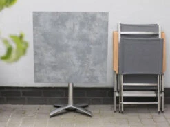 Gartentisch Klapptisch Willington 80x80cm Aluminium HPL -Gartenmöbel Verkäufe devries willington klapptisch eckig quadratisch 80x80cm aluminium hpl plumbum ambientebild 2 627x627