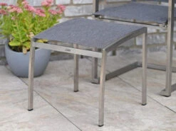 Edelstahl Fußhocker Rhodium Dark-smoke -Gartenmöbel Verkäufe edelstahl gartenhocker rhodium dark smoke ambientebild 627x627