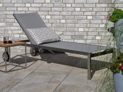 Edelstahl Gartenliege Rhodium Easy Lift Light-smoke -Gartenmöbel Verkäufe edelstahl gartenliege rhodium easy lift light smoke ambientebild 1 627x627