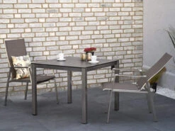 Edelstahl Hochlehner Verstellbar Platinum Taupe -Gartenmöbel Verkäufe edelstahl gartenstuhl platinum verstellbar taupe ambientebild 627x627