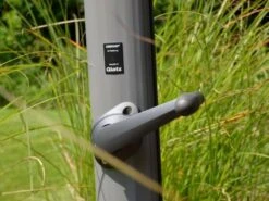 Ampelschirm SOMBRANO® S+ 300x300cm 151 Ash Gestell Graphitgrau 10 Ampelschirm SOMBRANO® S+ 300x300cm 151 Ash Gestell Graphitgrau -Gartenmöbel Verkäufe glatz sombrano kurbelantrieb 627x627 2