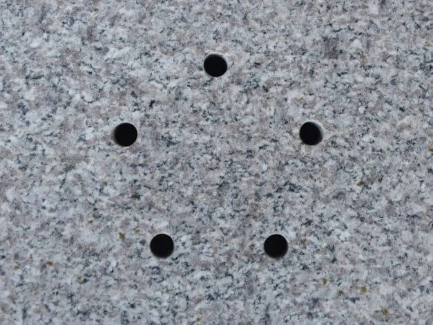 Granitsockel Mit Rollen 120kg 5-Loch-Aufnahme 4 Granitsockel Mit Rollen 120kg 5-Loch-Aufnahme – Bild 2