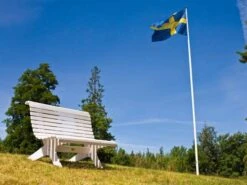 Parkbank Gartenbank Lund Weiß 3-Sitzer 139cm -Gartenmöbel Verkäufe hillerstorp parkbank gartenbank lund weiss ambientebild 5 627x627