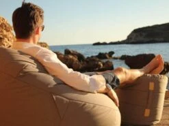 Outdoor Sitzsack EgXtreme Stoff Lounge -Gartenmöbel Verkäufe ikoonz lounge taupe ambientebild 627x627