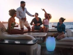 LED & Lautsprecher Gartenleuchte The Joouly LTD 65 16 LED & Lautsprecher Gartenleuchte The Joouly LTD 65 -Gartenmöbel Verkäufe joouly ltd 65 imagebild 1 627x627