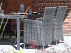 Polyrattan Diningsessel Trinidad Rock-grey 9 Polyrattan Diningsessel Trinidad Rock-grey -Gartenmöbel Verkäufe polyrattan dining sessel trinidad rock grey ambientebild 627x627