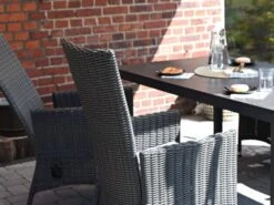 Polyrattan Positionssessel Trinidad Rock-grey -Gartenmöbel Verkäufe polyrattan positionssessel movel trinidad dark grey ambientebild 2 627x627