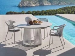 Jooy Stapelsessel String-Flex White Inkl. Sitz-Polster Anthracite -Gartenmöbel Verkäufe solpuri jooy stapelsessel alu white ambientebild 2 627x627