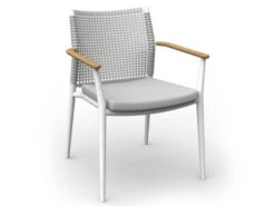 Vera Stapelsessel White Mit Teak-Armlehne Inkl. Kissen