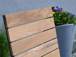 Stapelsessel Valis Highback Teakholz Edelstahl Anthrazit -Gartenmöbel Verkäufe stapelsessel teakholz valis highback anthrazit ambientebild 2 627x627