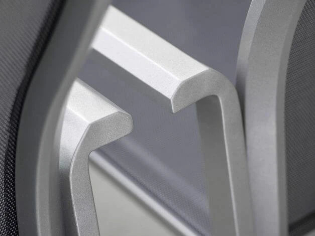 Stapelsessel Kari Hoch Alu Graphit Textilenbezug Silbergrau 5 Stapelsessel Kari Hoch Alu Graphit Textilenbezug Silbergrau – Bild 3