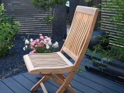 Teakholz Klappstuhl Milano Premium -Gartenmöbel Verkäufe teakholz klappstuhl milano premium ambientebild 1 627x627